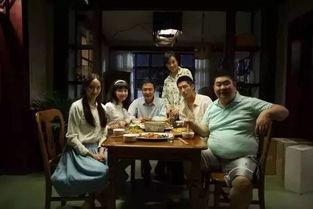 国产六人晚餐视频,温馨家庭时光的温馨呈现